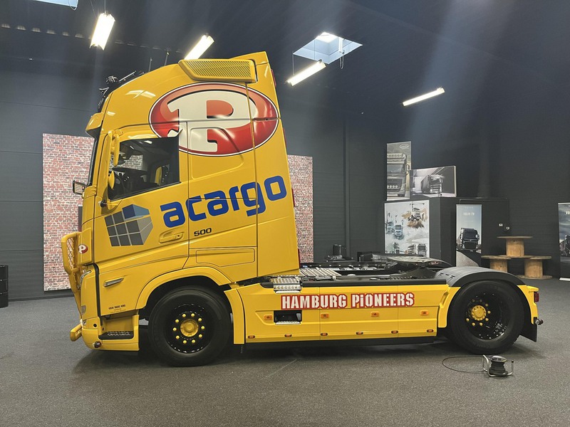 Big acargo volvo pioneers 002